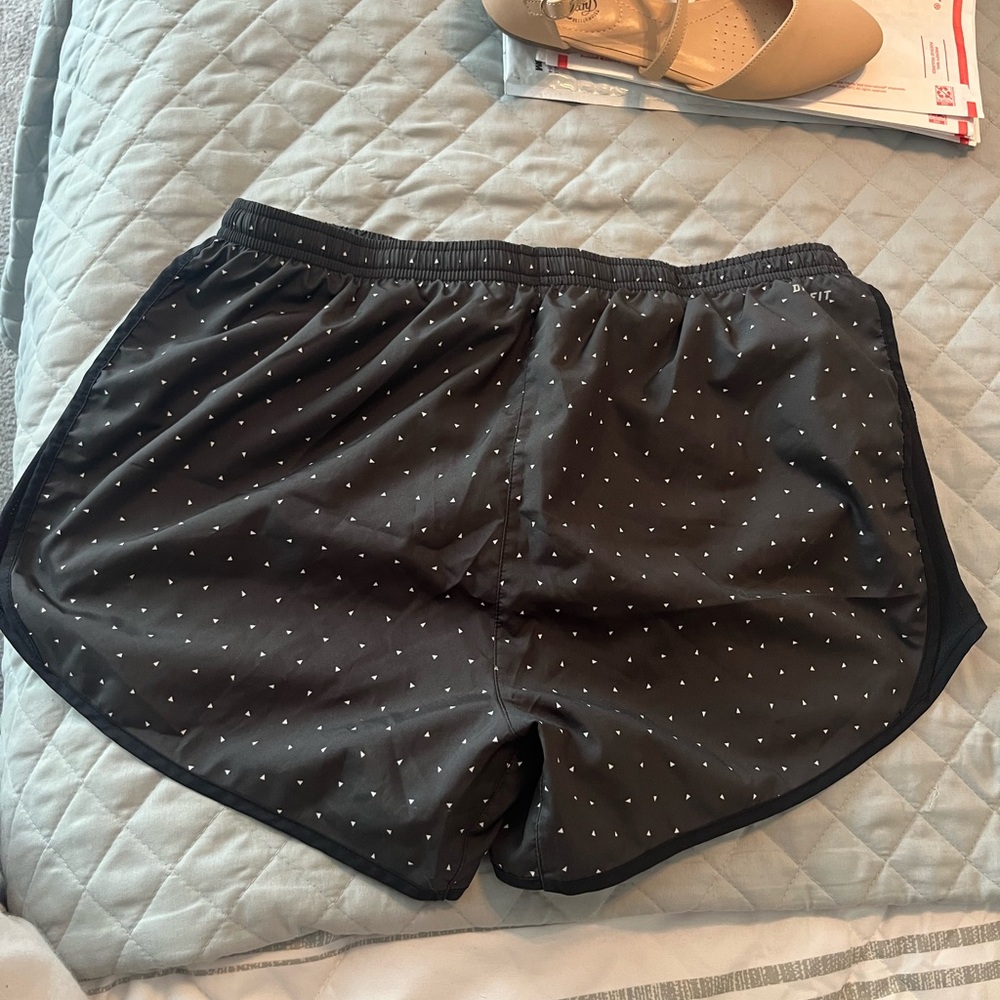 Nike Women's Grey Running Shorts - Picture 2 of 3